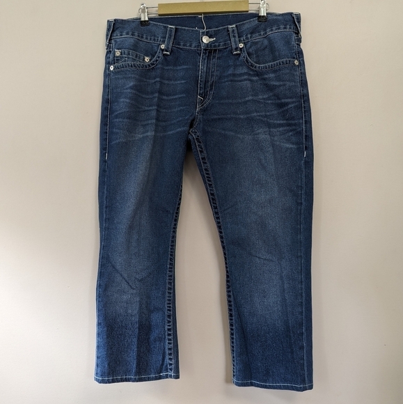 True Religion Mens Straight Leg Medium Wash Jeans - Picture 2 of 14